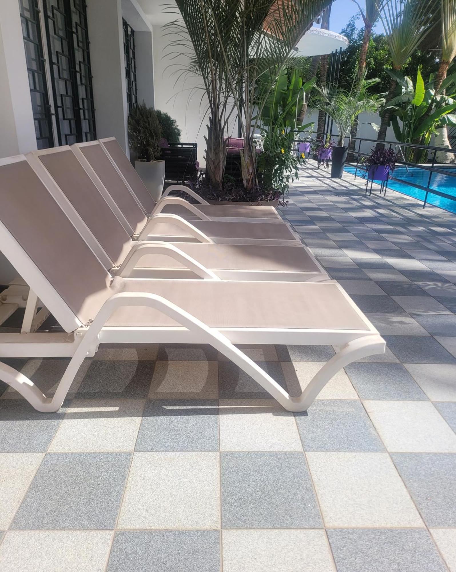 Maison D'Hotes Villa Anna Dakar Exteriör bild